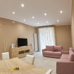 Appartamento Casa Manu&raffy, Napoli