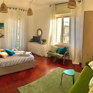 Appartamento Materdei, Napoli