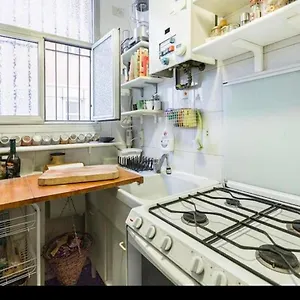 Entire Home/apt In Near Fairs And Navigli , Milano Italia